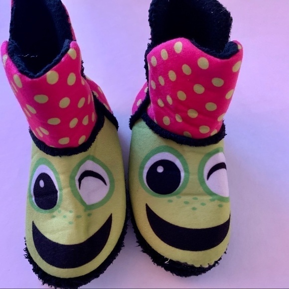 💥FROGGY SLIPPERS - Picture 1 of 4